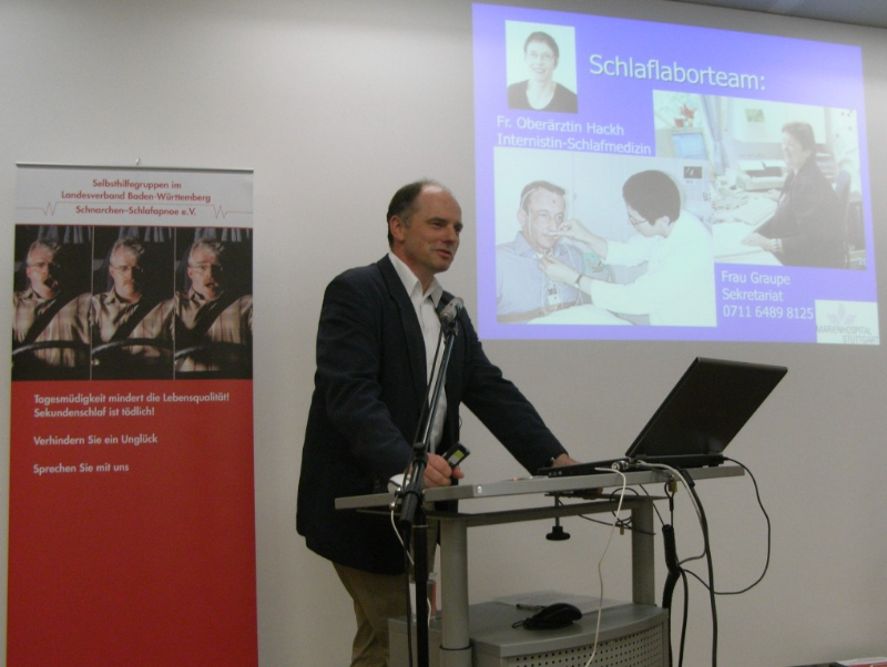 Exkursion des LVBW in das Marienhospital in Stuttgart mit Besichtigung des Schlaflabors im Juni 2012. Vortrag von Dr. Joachim Glockner, Leitender Arzt für die Schlaf- und Beatmungsmedizin im Marienhospital